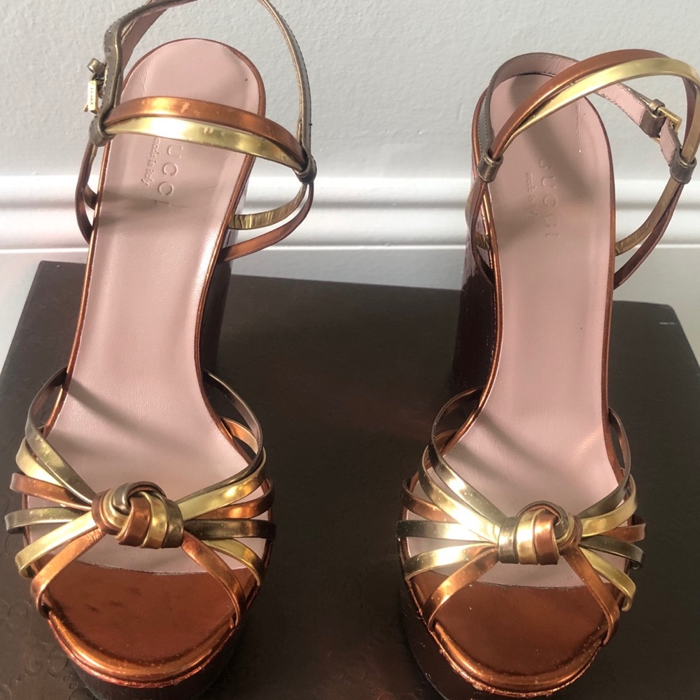 Metallic wedge sandals